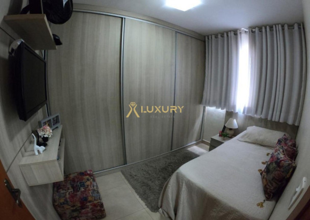Imagem Imóvel com 2 Quartos à Venda, 90 m² em Arvoredo 2ª Seção - Contagem