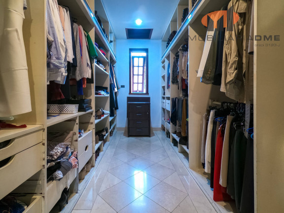 Imagem Casa com 8 Quartos à Venda, 700 m² em Jardim Social - Curitiba