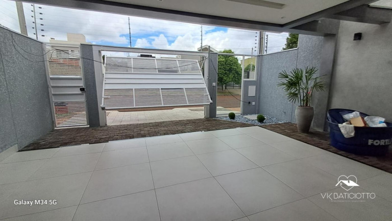 Imagem Casa com 3 Quartos à Venda, 140 m² em Jardim Espanha - Maringá Imagem Casa com 3 Quartos à Venda, 140 m² em Jardim Espanha - Maringá