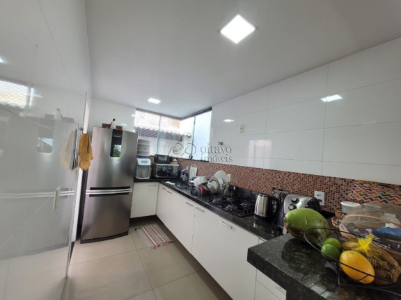 Imagem Casa com 3 Quartos à Venda, 136 m² em Lagoa - Macaé
