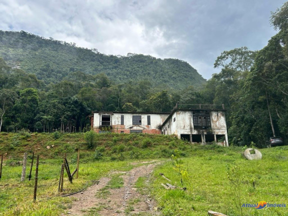 Imagem Imóvel com 8 Quartos à Venda, 900 m² em Serrinha - Teresópolis Imagem Imóvel com 8 Quartos à Venda, 900 m² em Serrinha - Teresópolis