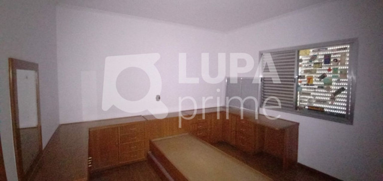 Imagem Casa com 4 Quartos à Venda, 220 m² em Jardim Guanca - São Paulo Imagem Casa com 4 Quartos à Venda, 220 m² em Jardim Guanca - São Paulo