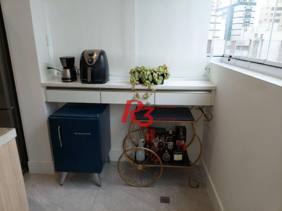 Imagem Apartamento com 2 Quartos à Venda, 72 m² em Gonzaga - Santos