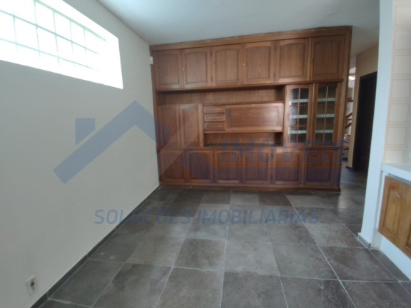 Imagem Sobrado com 3 Quartos à Venda,  em Petrópolis - Porto Alegre
