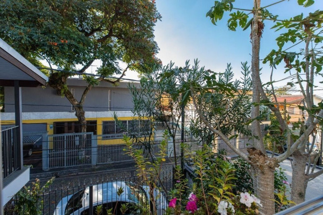 Imagem Casa com 3 Quartos à Venda, 180 m² em Indianópolis - São Paulo Imagem Casa com 3 Quartos à Venda, 180 m² em Indianópolis - São Paulo