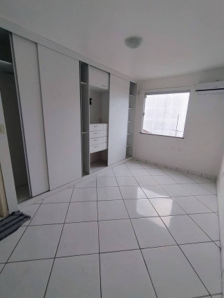 Imagem Apartamento com 2 Quartos à Venda, 65 m² em Castália - Itabuna