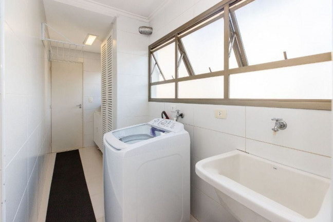 Imagem Imóvel com 3 Quartos à Venda, 180 m² em Moema - São Paulo Imagem Imóvel com 3 Quartos à Venda, 180 m² em Moema - São Paulo