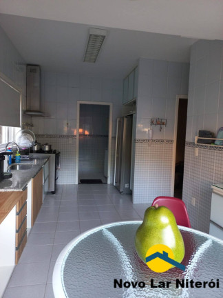 Imagem Casa de Condomínio com 4 Quartos à Venda, 280 m² em Badu - Niterói Imagem Casa de Condomínio com 4 Quartos à Venda, 280 m² em Badu - Niterói