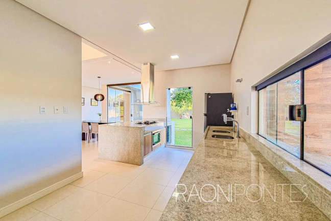 Imagem Casa com 3 Quartos à Venda, 297 m² em Barra Do Jacuípe - Camaçari