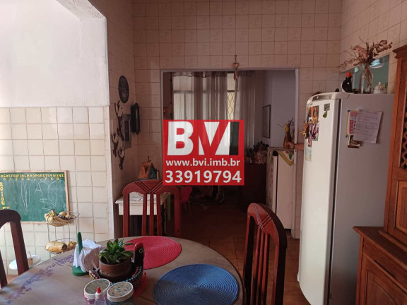 Imagem Casa com 4 Quartos à Venda, 276 m² em Olaria - Rio De Janeiro Imagem Casa com 4 Quartos à Venda, 276 m² em Olaria - Rio De Janeiro