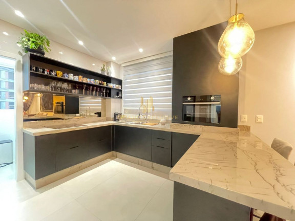 Apartamento com 3 Quartos à Venda, 115 m² em Pioneiros - Balneário Camboriú