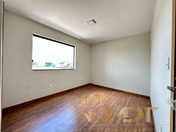 Imagem Casa com 3 Quartos à Venda, 128 m² em Santa Mônica - Belo Horizonte Imagem Casa com 3 Quartos à Venda, 128 m² em Santa Mônica - Belo Horizonte