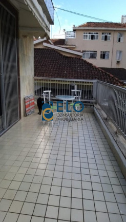 Casa com 4 Quartos à Venda,  em Boqueirão - Santos