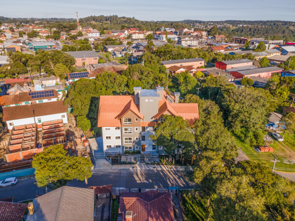 Imagem Imóvel com 2 Quartos à Venda, 69 m² em Carniel - Gramado Imagem Imóvel com 2 Quartos à Venda, 69 m² em Carniel - Gramado