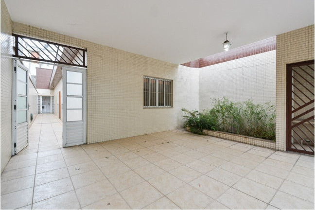 Casa com 2 Quartos à Venda, 126 m² em Quarta Parada - São Paulo