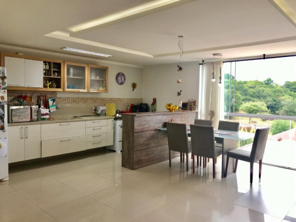 Imagem Imóvel com 3 Quartos à Venda, 30 m² em Alto Petrópolis - Porto Alegre Imagem Imóvel com 3 Quartos à Venda, 30 m² em Alto Petrópolis - Porto Alegre