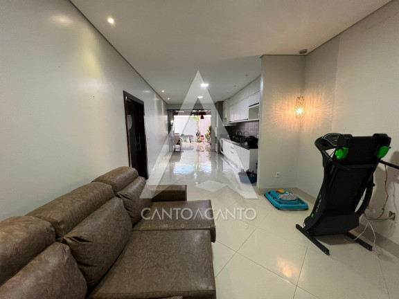 Imagem Casa com 3 Quartos à Venda, 318 m² em Jardim Itália Iii - Sinop