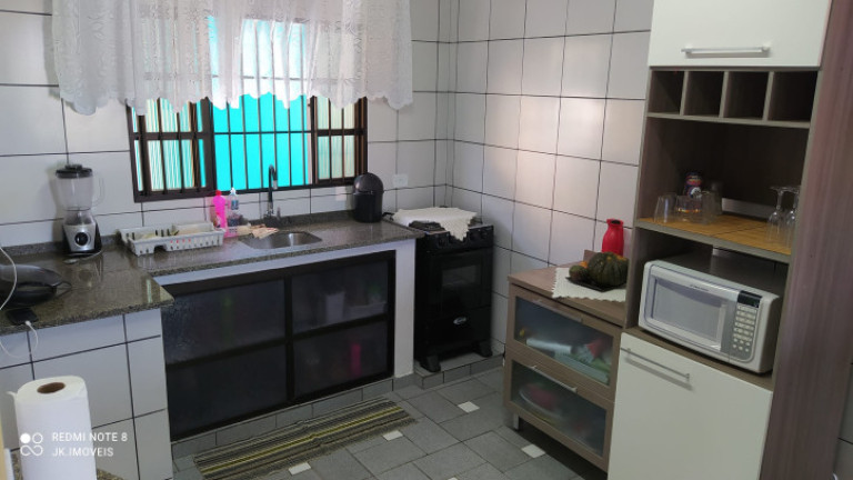 Imagem Sobrado com 4 Quartos para Temporada, 232 m² em Balneário Uirapuru - Itapoá Imagem Sobrado com 4 Quartos para Temporada, 232 m² em Balneário Uirapuru - Itapoá
