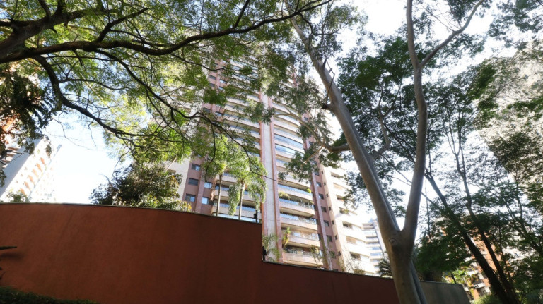 Imagem Apartamento com 4 Quartos à Venda, 226 m² em Vila Suzana - São Paulo Imagem Apartamento com 4 Quartos à Venda, 226 m² em Vila Suzana - São Paulo