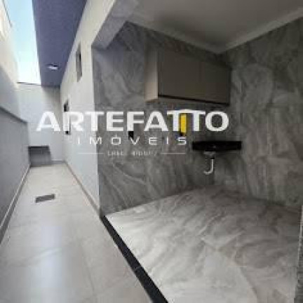 Imagem Casa com 3 Quartos à Venda, 140 m²