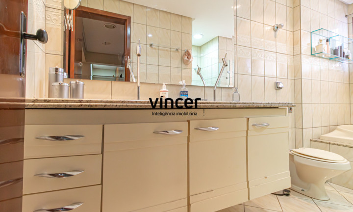Imagem Apartamento com 3 Quartos à Venda, 196 m² em Nova Suiça - Goiânia