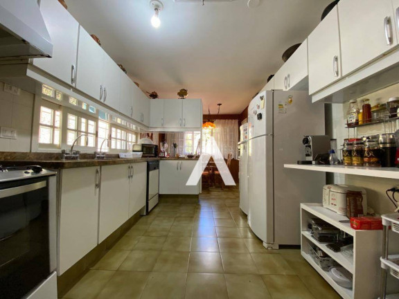 Imagem Casa com 4 Quartos à Venda, 373 m² em Quebra Frascos - Teresópolis