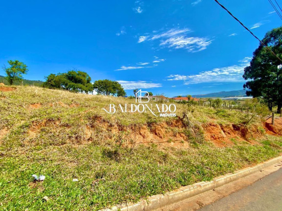Terreno à Venda, 303 m² em Centro - Extrema