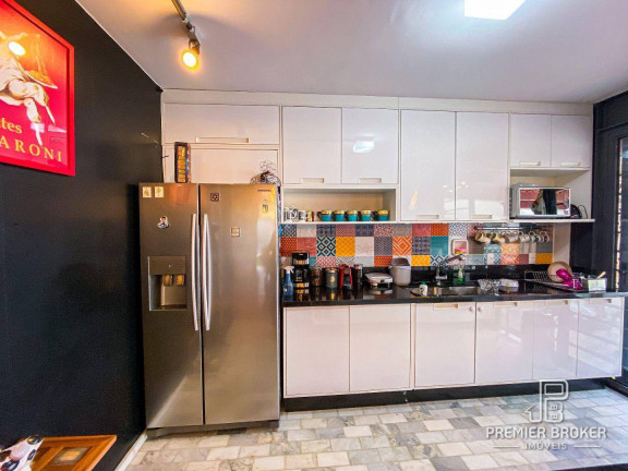 Imagem Casa com 3 Quartos à Venda, 150 m² em Comary - Teresópolis