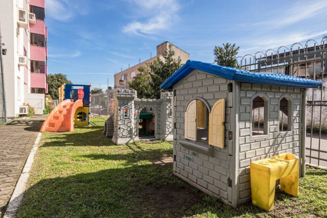 Imagem Imóvel com 2 Quartos à Venda, 54 m² em Humaitá - Porto Alegre Imagem Imóvel com 2 Quartos à Venda, 54 m² em Humaitá - Porto Alegre