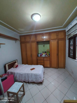 Imagem Casa com 4 Quartos à Venda, 310 m² em Atalaia - Aracaju Imagem Casa com 4 Quartos à Venda, 310 m² em Atalaia - Aracaju