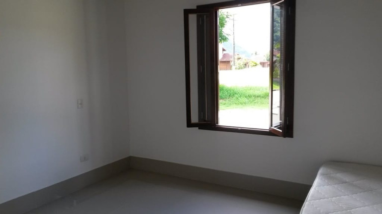 Imagem Casa com 4 Quartos à Venda, 340 m² em Horto - Ubatuba Imagem Casa com 4 Quartos à Venda, 340 m² em Horto - Ubatuba