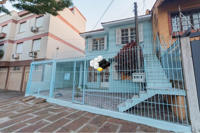 Imagem Casa com 6 Quartos à Venda, 190 m² em Santana - Porto Alegre