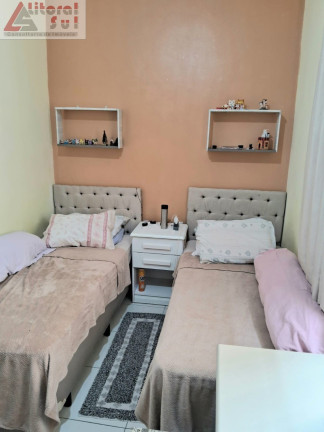 Imagem Casa com 3 Quartos à Venda, 175 m² em Tupi - Praia Grande Imagem Casa com 3 Quartos à Venda, 175 m² em Tupi - Praia Grande