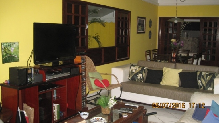 Imagem Casa com 4 Quartos à Venda, 216 m² em Capim Macio - Natal