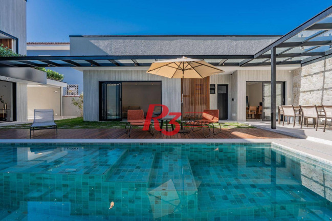 Imagem Casa com 4 Quartos à Venda, 350 m² em Embaré - Santos