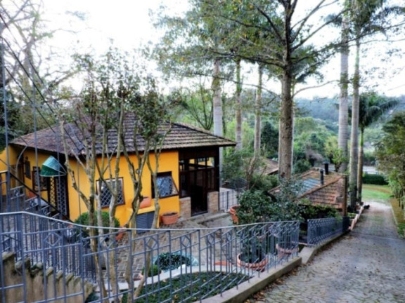Imagem Casa com 2 Quartos à Venda, 338 m² em Vila Santo Antônio - Cotia Imagem Casa com 2 Quartos à Venda, 338 m² em Vila Santo Antônio - Cotia