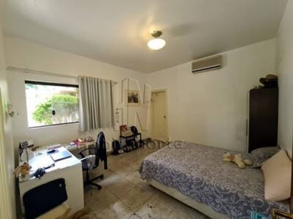 Imagem Casa com 6 Quartos à Venda,  em Manaus