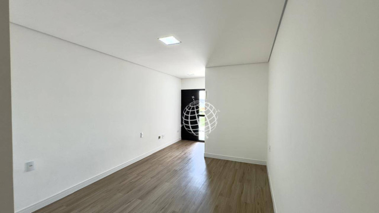Imagem Casa com 3 Quartos à Venda, 180 m² em Jardim Do Lago - Atibaia Imagem Casa com 3 Quartos à Venda, 180 m² em Jardim Do Lago - Atibaia