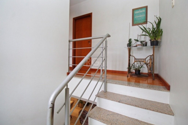 Imagem Casa de Condomínio com 3 Quartos à Venda, 172 m² em Medianeira - Porto Alegre Imagem Casa de Condomínio com 3 Quartos à Venda, 172 m² em Medianeira - Porto Alegre