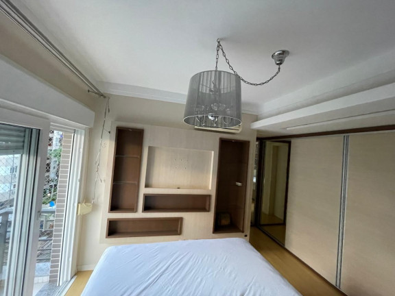 Imagem Imóvel com 1 Quarto à Venda, 57 m² em Bela Vista - Porto Alegre Imagem Imóvel com 1 Quarto à Venda, 57 m² em Bela Vista - Porto Alegre