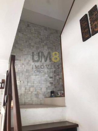 Imagem Sobrado com 3 Quartos à Venda, 244 m² em Guaíra - Curitiba