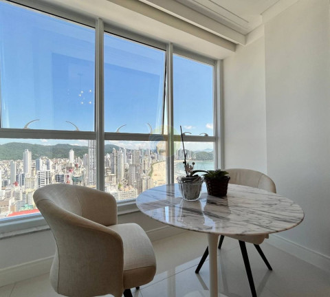 Imagem Apartamento com 4 Quartos à Venda, 316 m² em Centro - Balneário Camboriú