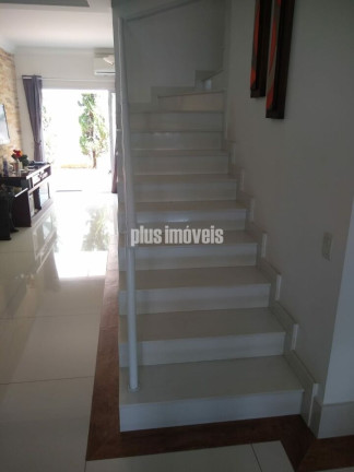 Imagem Casa com 4 Quartos à Venda, 242 m² em Jardim Prudência - São Paulo Imagem Casa com 4 Quartos à Venda, 242 m² em Jardim Prudência - São Paulo
