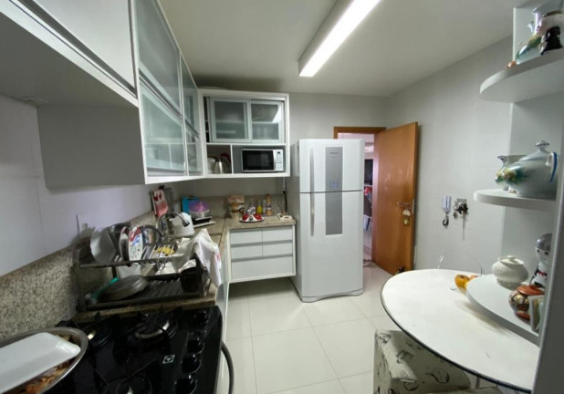 Imagem Apartamento com 4 Quartos à Venda, 133 m² em Armação - Salvador