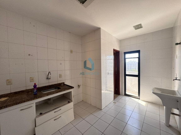 Imagem Apartamento com 3 Quartos à Venda, 120 m² em Algodoal - Cabo Frio