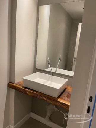 Imagem Apartamento com 3 Quartos para Alugar, 140 m² em Atiradores - Joinville