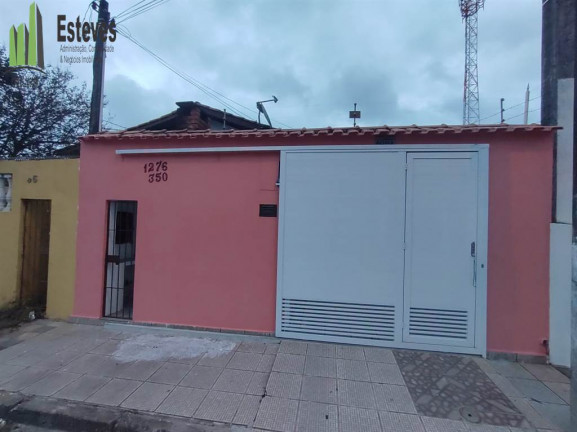 Casa com 2 Quartos à Venda,  em Suarao - Itanhaem
