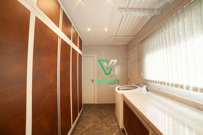 Imagem Sobrado com 4 Quartos à Venda, 615 m² em Campo Comprido - Curitiba Imagem Sobrado com 4 Quartos à Venda, 615 m² em Campo Comprido - Curitiba