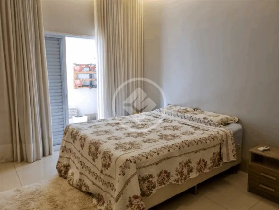 Imagem Casa com 3 Quartos à Venda, 215 m² em Condomínio Portal Do Sol Green - Goiânia Imagem Casa com 3 Quartos à Venda, 215 m² em Condomínio Portal Do Sol Green - Goiânia