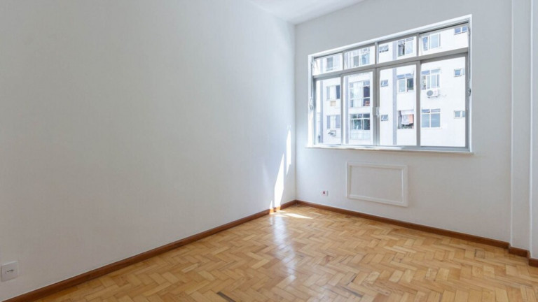 Imagem Imóvel com 3 Quartos à Venda, 128 m² em Copacabana - Rio De Janeiro